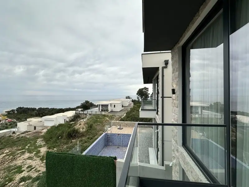 House 167m² in Montenegro, Dobra Voda. Priced at 450000€ rent photo-15