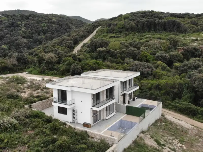 House 167m² in Montenegro, Dobra Voda. Priced at 450000€ rent photo-16