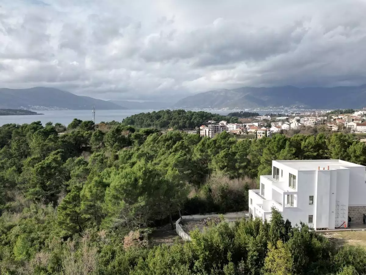 Flat 90m² in Montenegro, Tivat. Priced at 198000€ rent photo-3