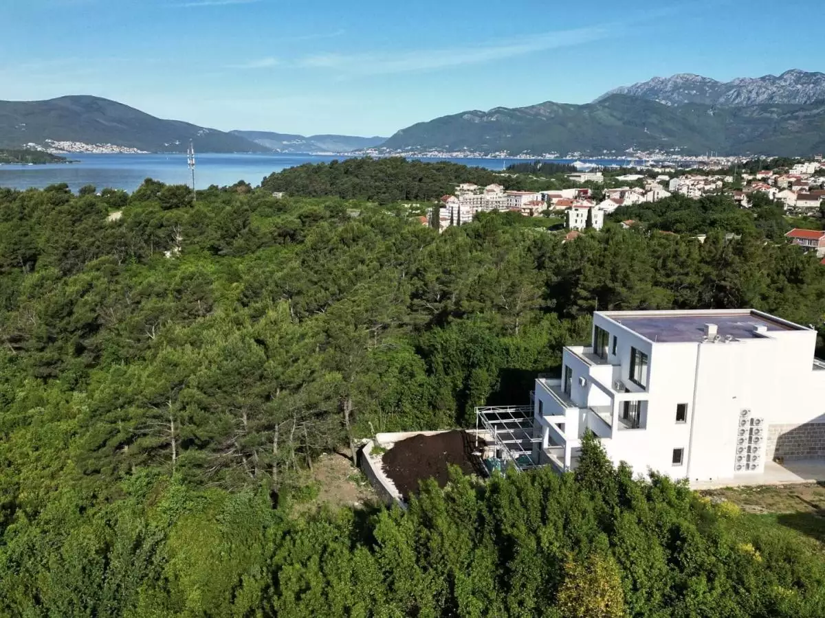 Flat 90m² in Montenegro, Tivat. Priced at 198000€ rent photo-12