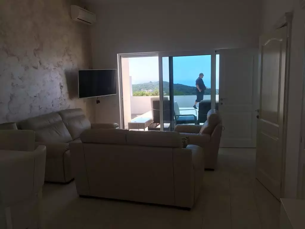 House 80m² in Montenegro, Krimovica. Priced at 260000€ rent photo-5