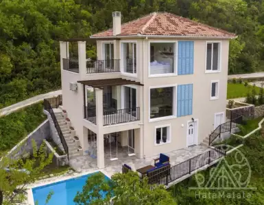 Buy in Montenegro for 525000€