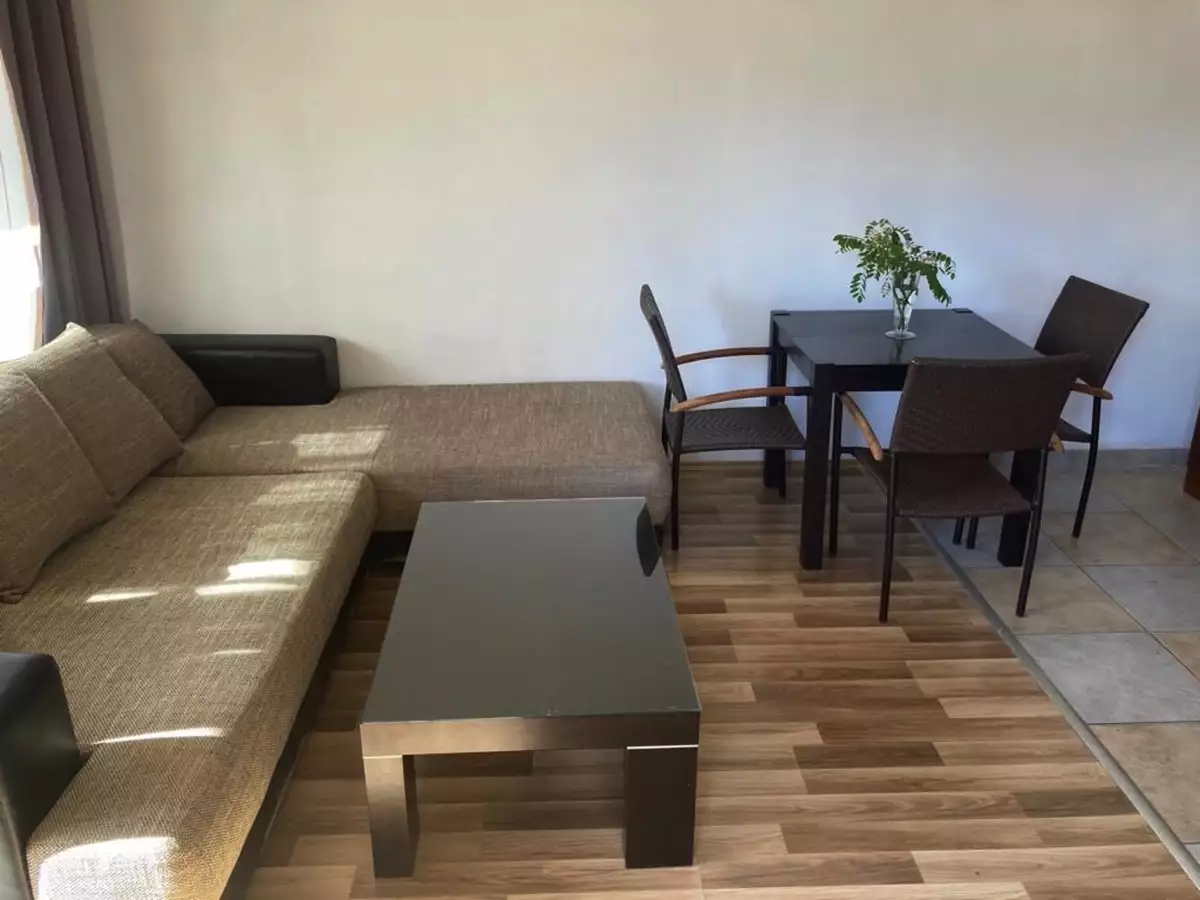 Flat 48m² in Montenegro, Kamenari. Priced at 99000€ rent photo-8