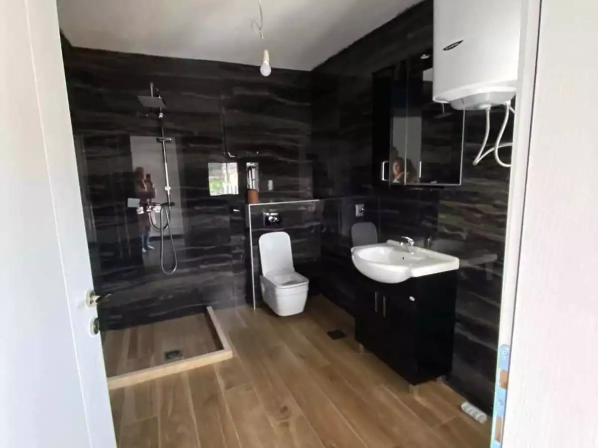 House 190m² in Spain, Barcelona. Priced at 235000€ rent photo-4