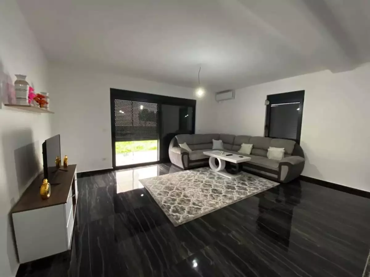 House 190m² in Spain, Barcelona. Priced at 235000€ rent photo-12