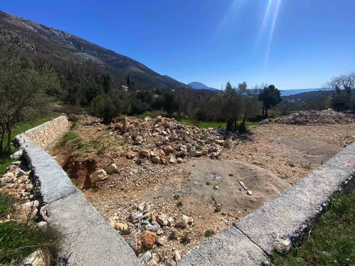 Land 1m² in Montenegro, Sutomore. Priced at 126000€ rent photo-4
