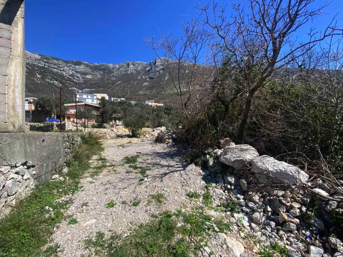 Land 1m² in Montenegro, Sutomore. Priced at 126000€ rent photo-6