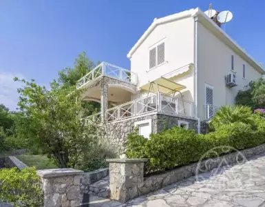 Buy in Montenegro for 470000€