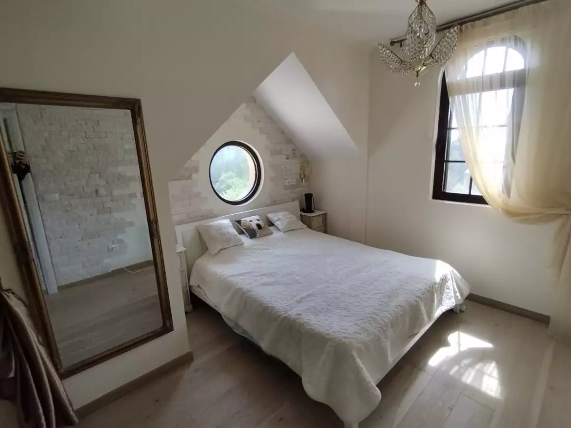 House 200m² in Montenegro, Sutomore. Priced at 420000€ rent photo-11