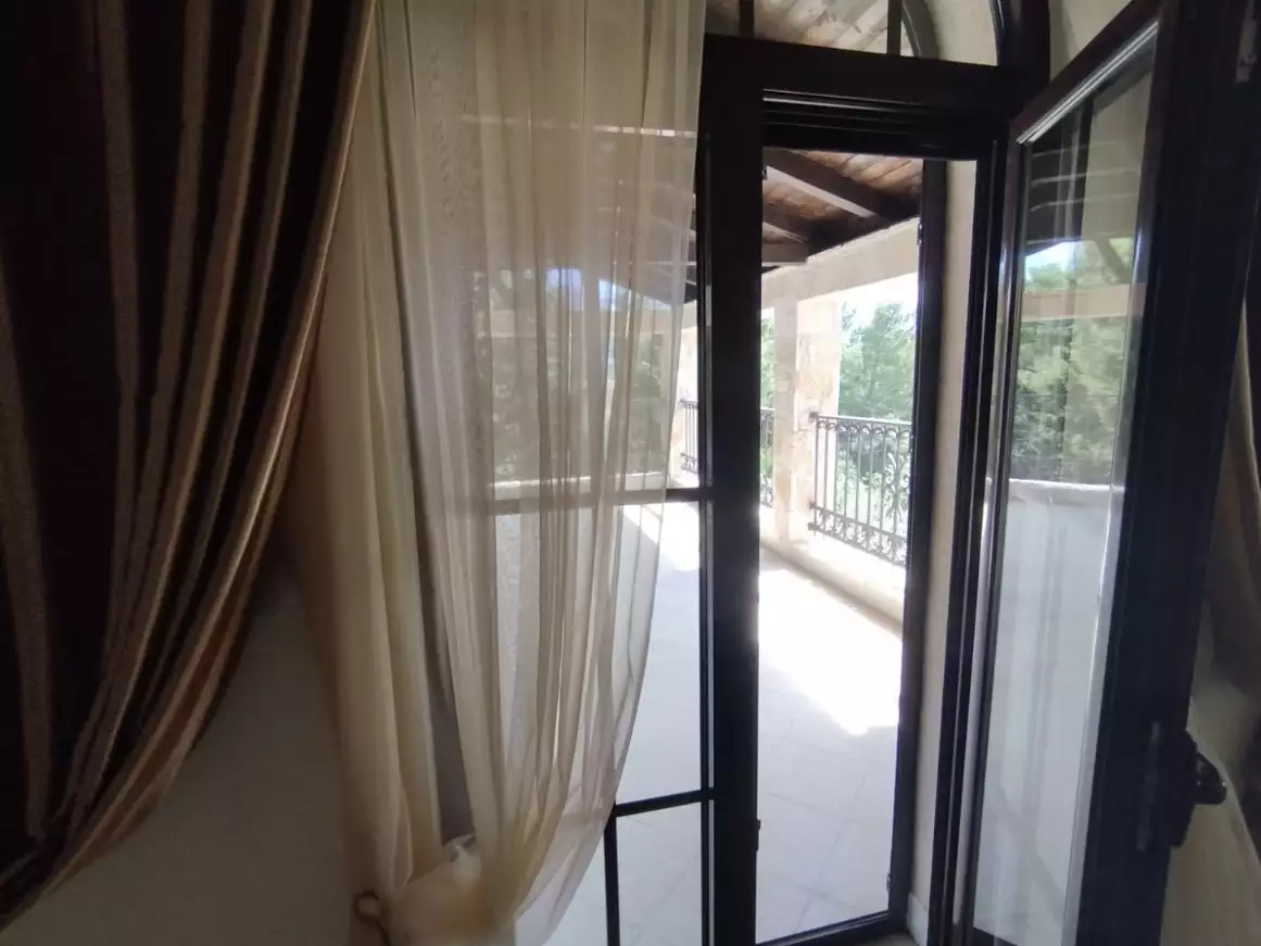 House 200m² in Montenegro, Sutomore. Priced at 420000€ rent photo-16