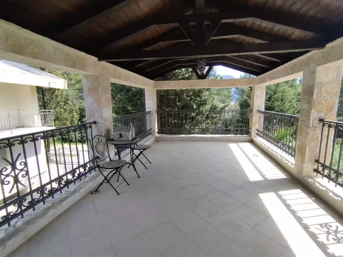 House 200m² in Montenegro, Sutomore. Priced at 420000€ rent photo-25