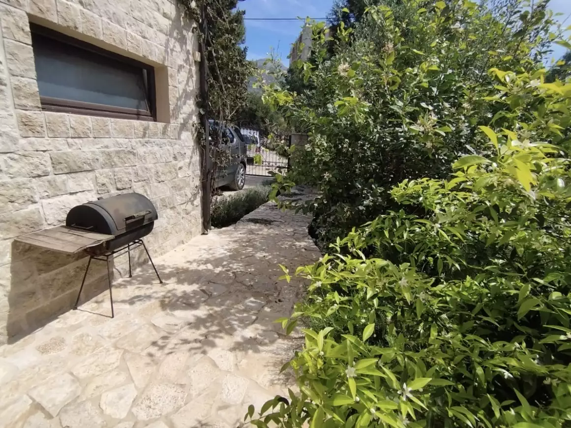 House 200m² in Montenegro, Sutomore. Priced at 420000€ rent photo-32