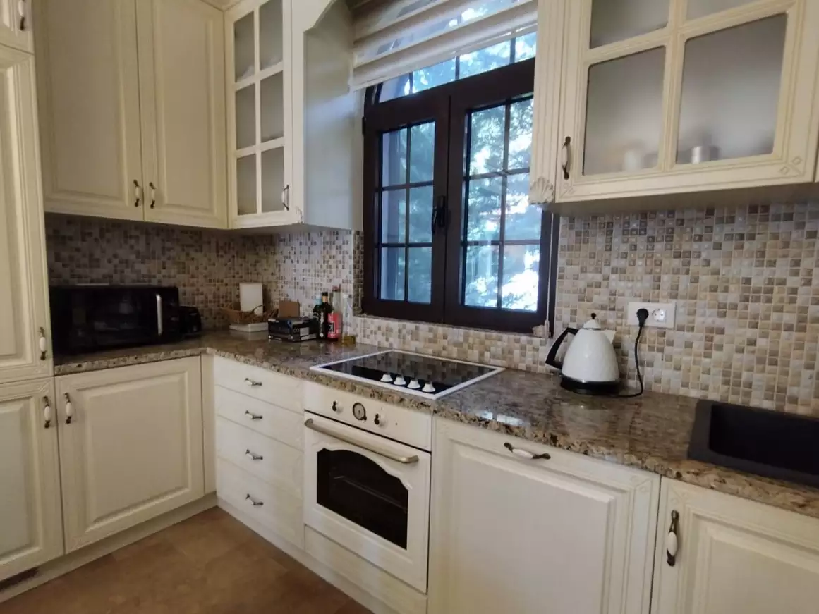 House 200m² in Montenegro, Sutomore. Priced at 420000€ rent photo-33