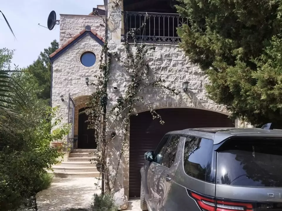 House 200m² in Montenegro, Sutomore. Priced at 420000€ rent photo-39