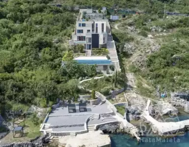 Buy in Montenegro for 5500000€