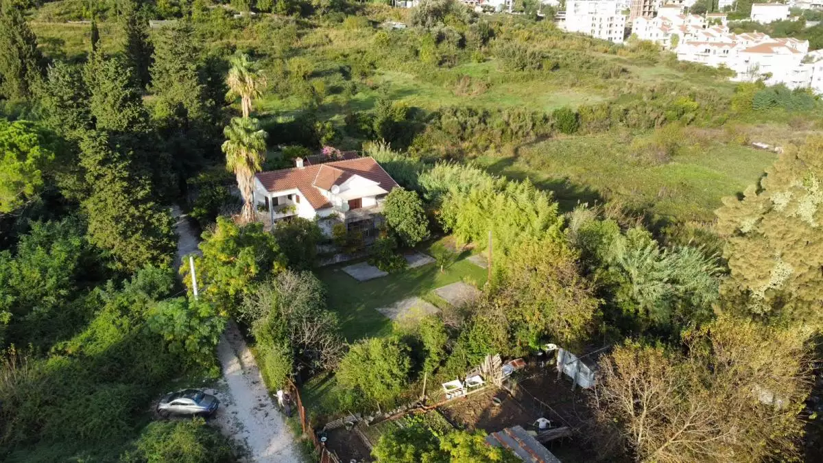 House 240m² in Montenegro, Kumbor. Priced at 650000€ rent photo-5