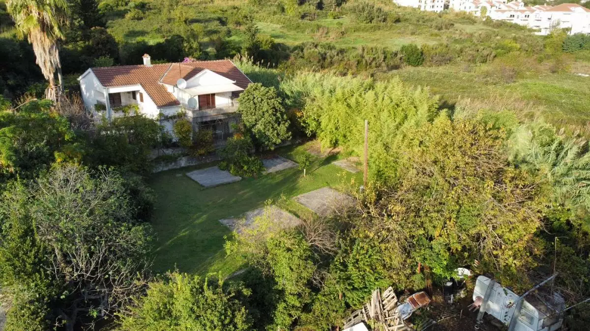 House 240m² in Montenegro, Kumbor. Priced at 650000€ rent photo-6