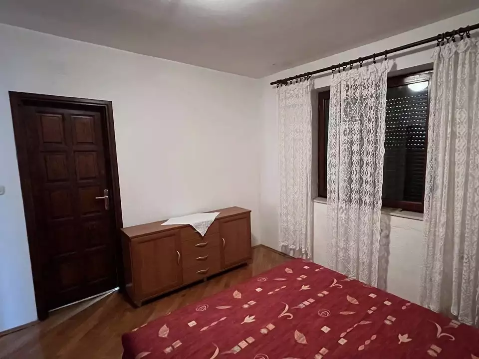 House 240m² in Montenegro, Kumbor. Priced at 650000€ rent photo-16