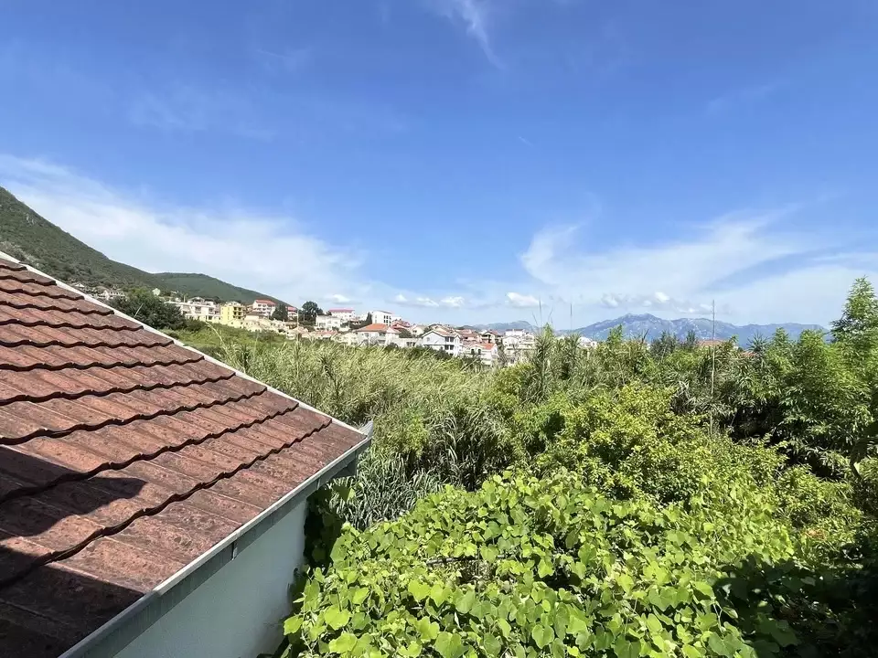 House 240m² in Montenegro, Kumbor. Priced at 650000€ rent photo-44