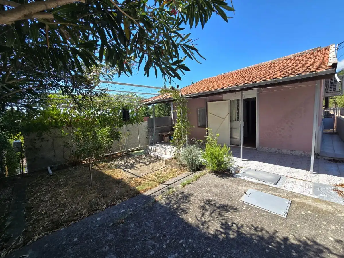 House 52m² in Montenegro, Sutomore. Priced at 65000€ rent photo-8