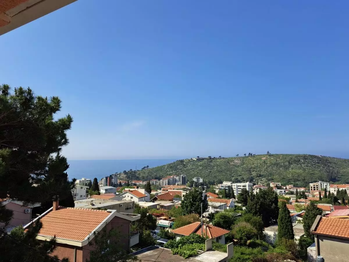 House 207m² in Montenegro, Sutomore. Priced at 140000€ rent photo-8