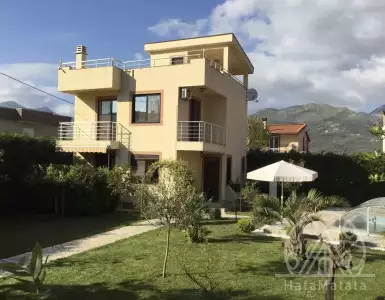 Buy in Spain for 270000€