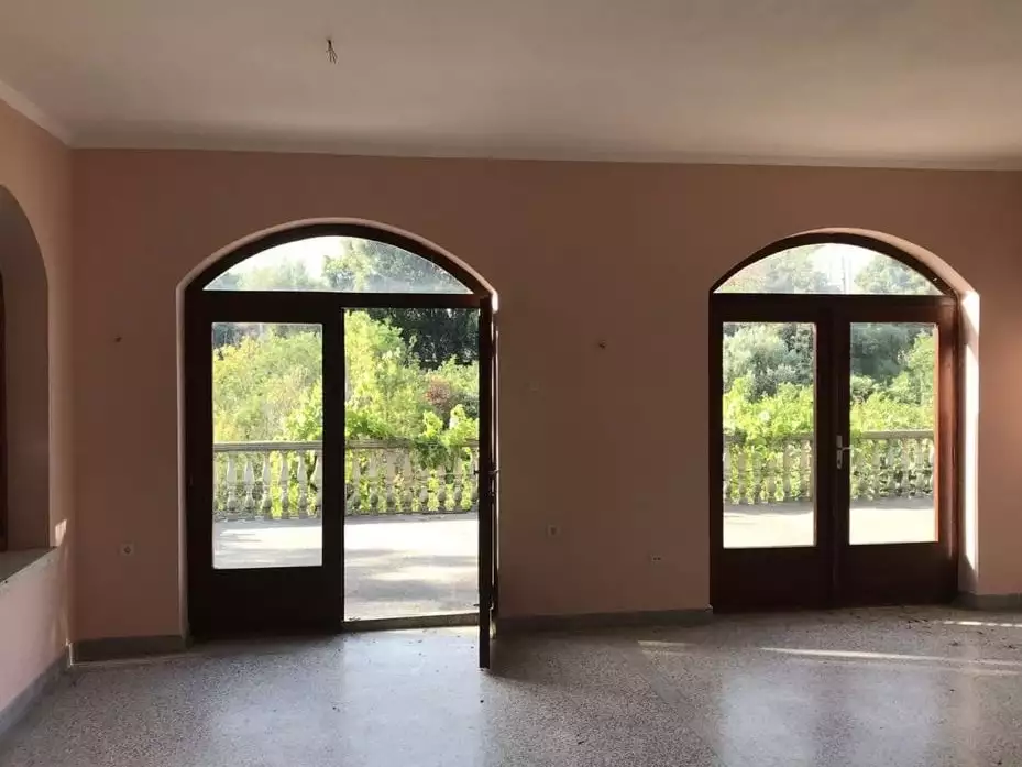 Hotels 274m² in Montenegro, Utjeha. Priced at 550000€ rent photo-9