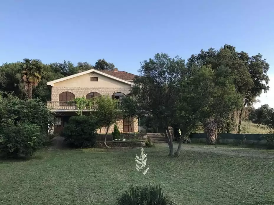 Hotels 274m² in Montenegro, Utjeha. Priced at 550000€ rent photo-11