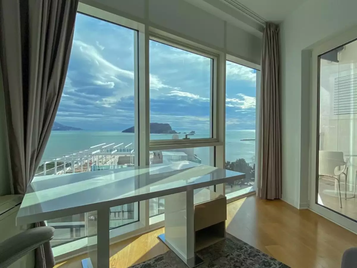 Flat 77m² in Montenegro, Budva. Priced at 349000€ rent photo-3