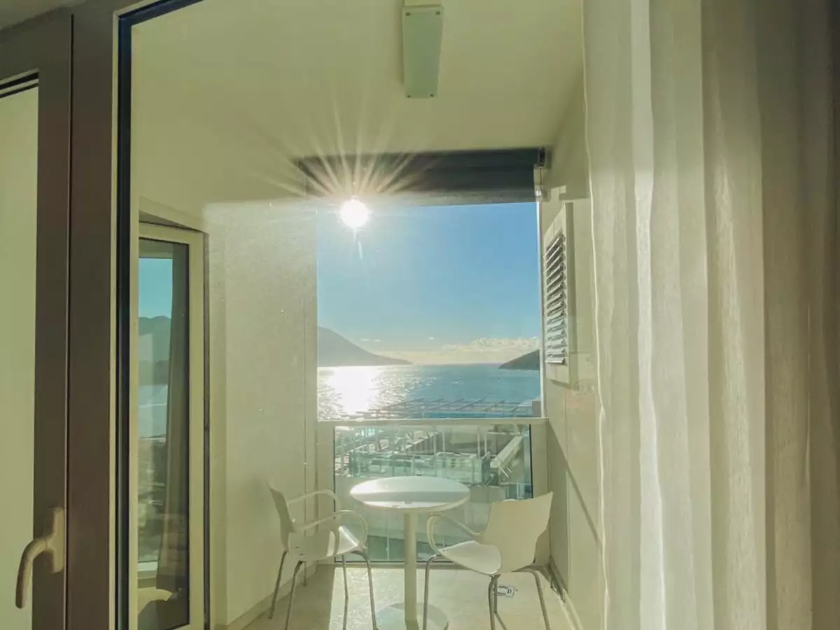 Flat 77m² in Montenegro, Budva. Priced at 349000€ rent photo-17