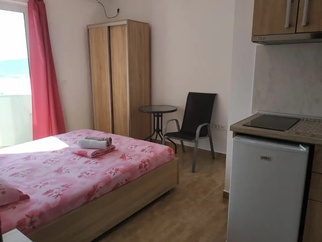 Hotels 340m² in Montenegro, Susanj. Priced at 390000€ rent photo-18