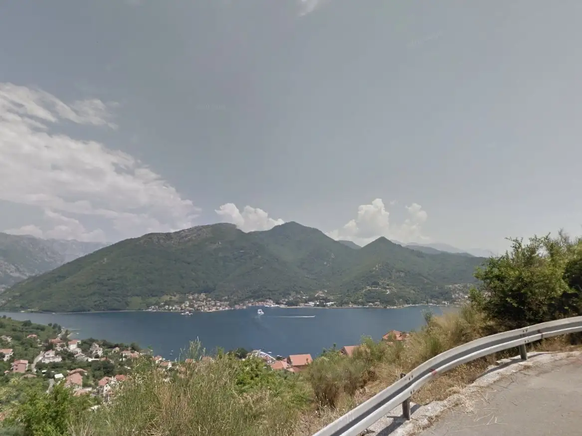 Land 1m² in Montenegro, Kamenari. Priced at 495000€ rent photo-3