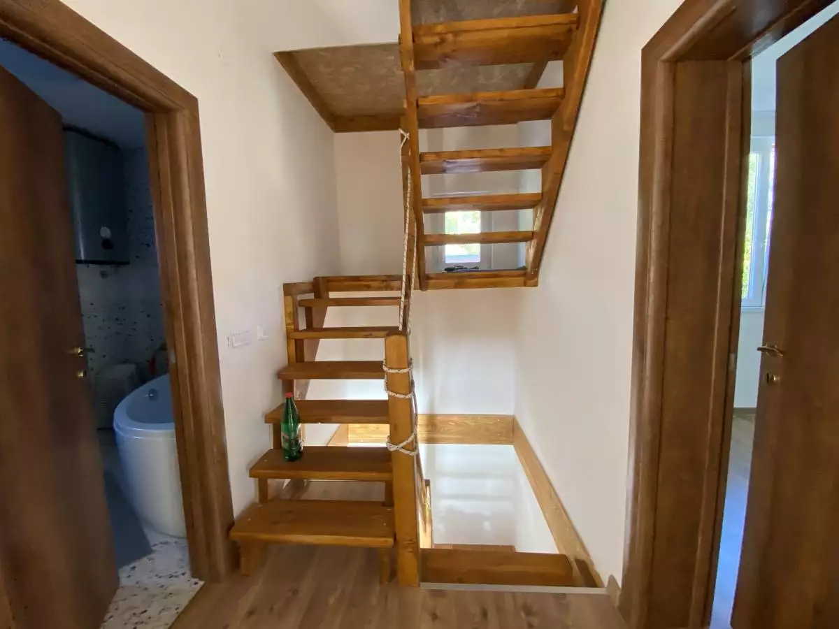 House 300m² in Montenegro, Baosici. Priced at 526000€ rent photo-32