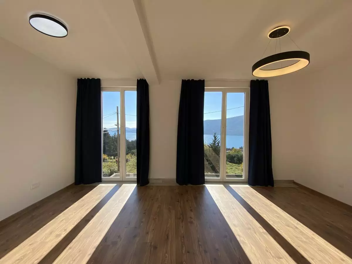 House 300m² in Montenegro, Baosici. Priced at 526000€ rent photo-38
