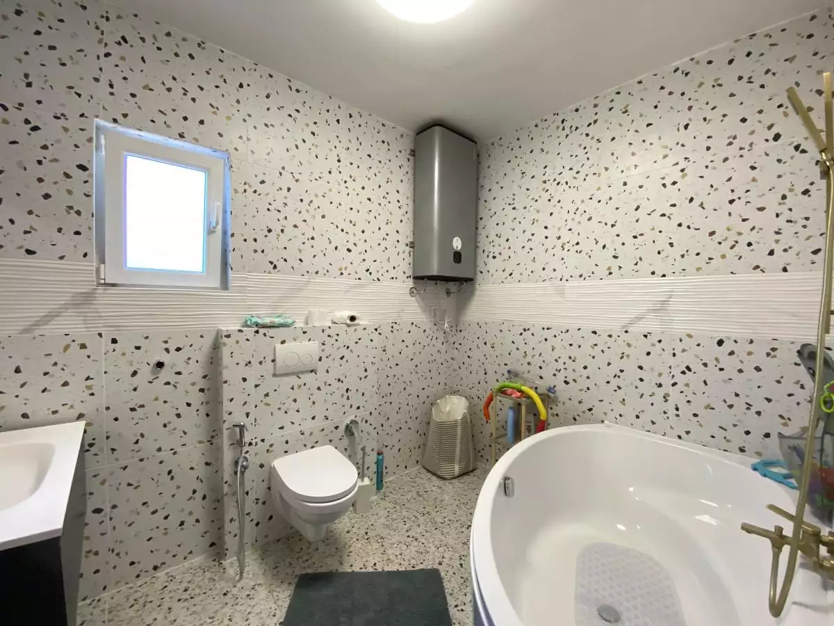 House 300m² in Montenegro, Baosici. Priced at 526000€ rent photo-41