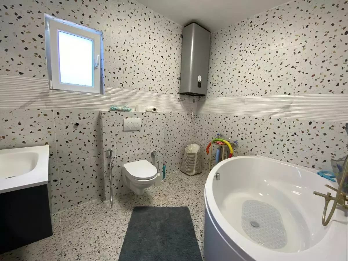 House 300m² in Montenegro, Baosici. Priced at 526000€ rent photo-42