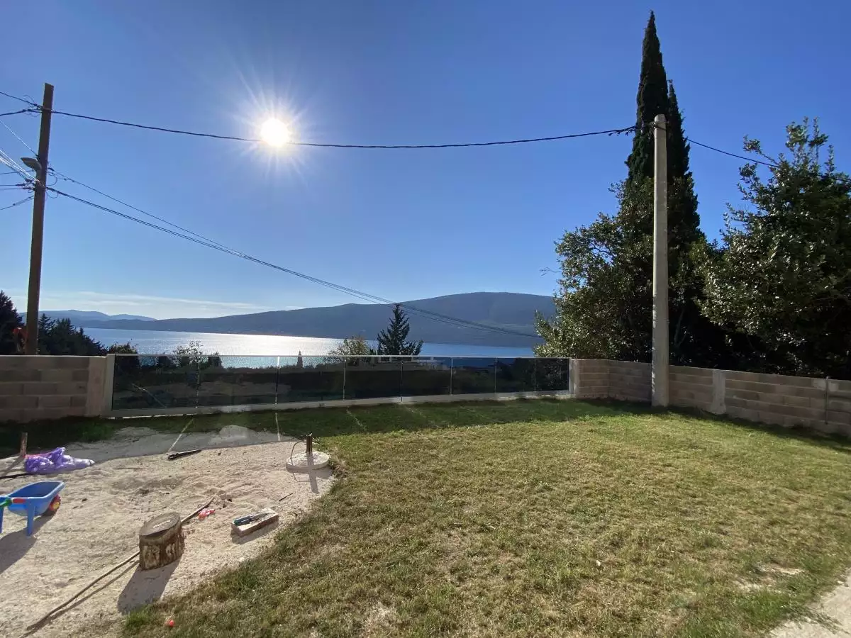 House 300m² in Montenegro, Baosici. Priced at 526000€ rent photo-49