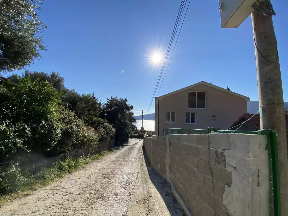 House 300m² in Montenegro, Baosici. Priced at 526000€ rent photo-53