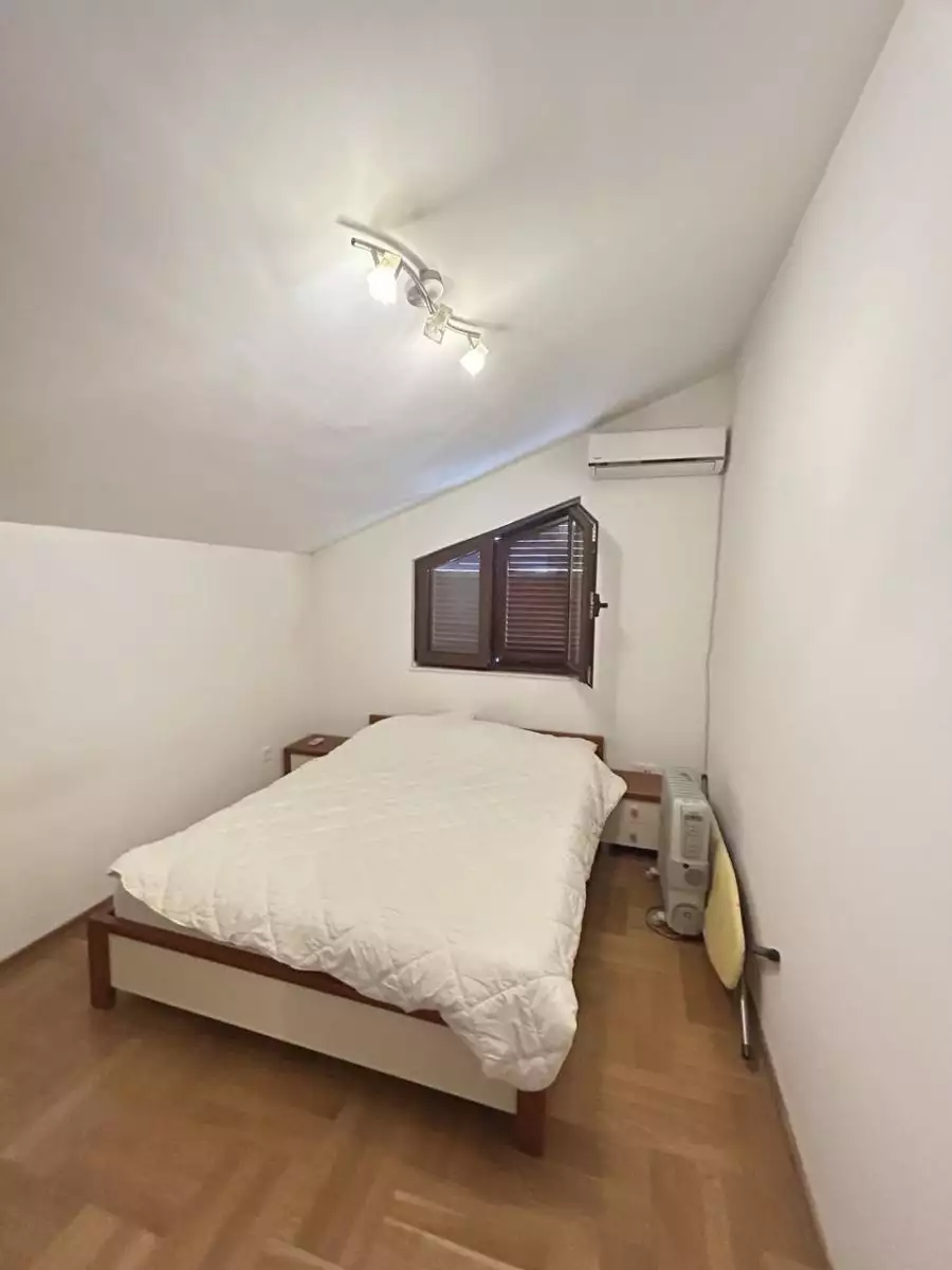 Flat 57m² in Montenegro, Risan. Priced at 115000€ rent photo-3