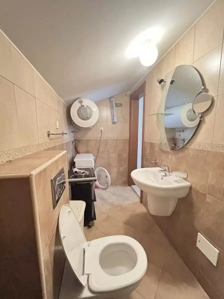 Flat 57m² in Montenegro, Risan. Priced at 115000€ rent photo-6