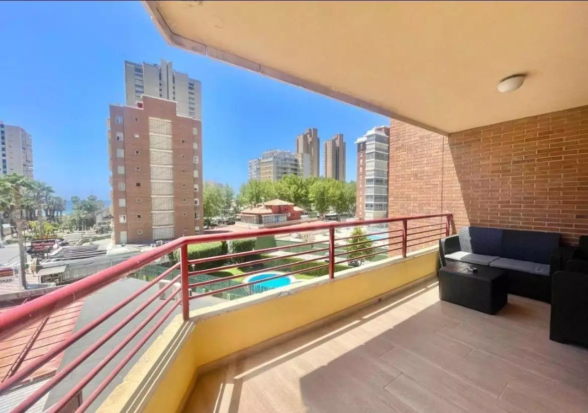 Flat 77m² in Spain, Benidorm. Priced at 239000€ rent photo-1