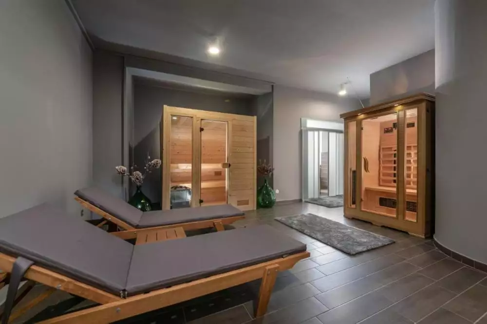 Hotels 1200m² in Croatia, Porec. Priced at 7000000€ rent photo-9