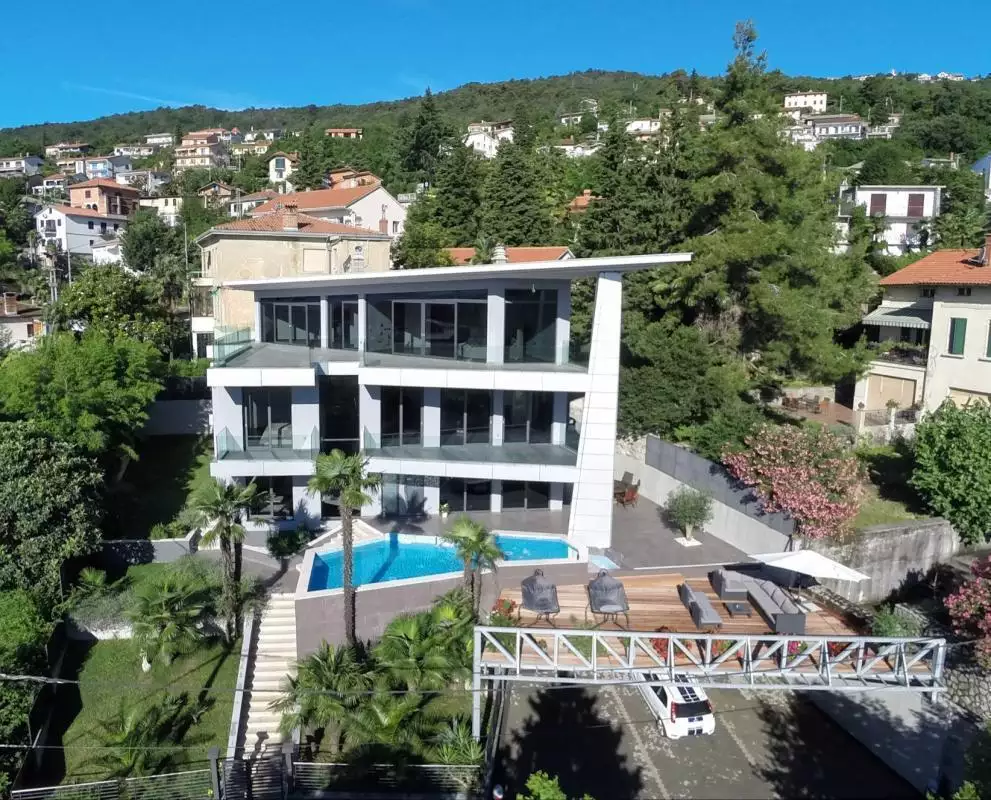 Villa 756m² in Croatia, Opatija. Priced at 3990000€ rent photo-6