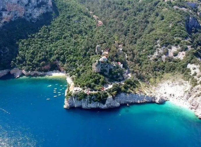 Villa 90m² in Croatia, Brsec. Priced at 2000000€ rent photo-1
