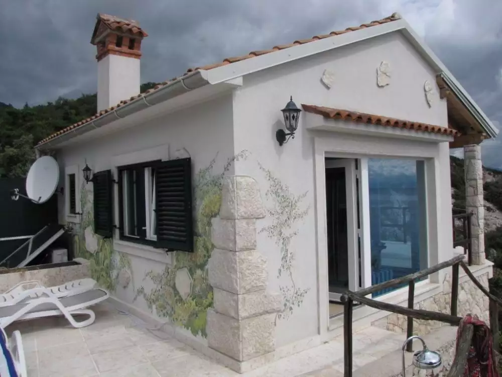 Villa 90m² in Croatia, Brsec. Priced at 2000000€ rent photo-16