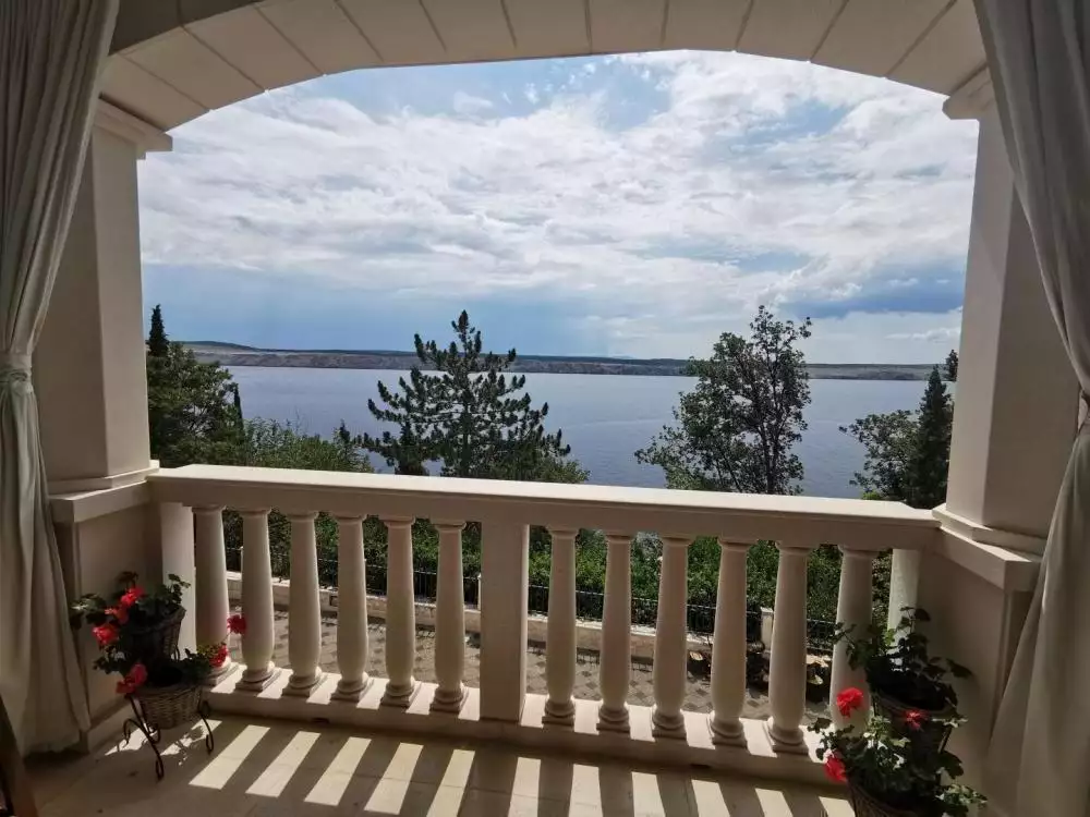 Villa 450m² in Croatia, Crikvenica. Priced at 2800000€ rent photo-2