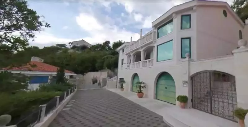 Villa 450m² in Croatia, Crikvenica. Priced at 2800000€ rent photo-6