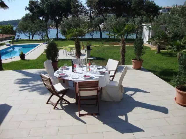 Villa 260m² in Croatia, Pula. Priced at 2100000€ rent photo-6