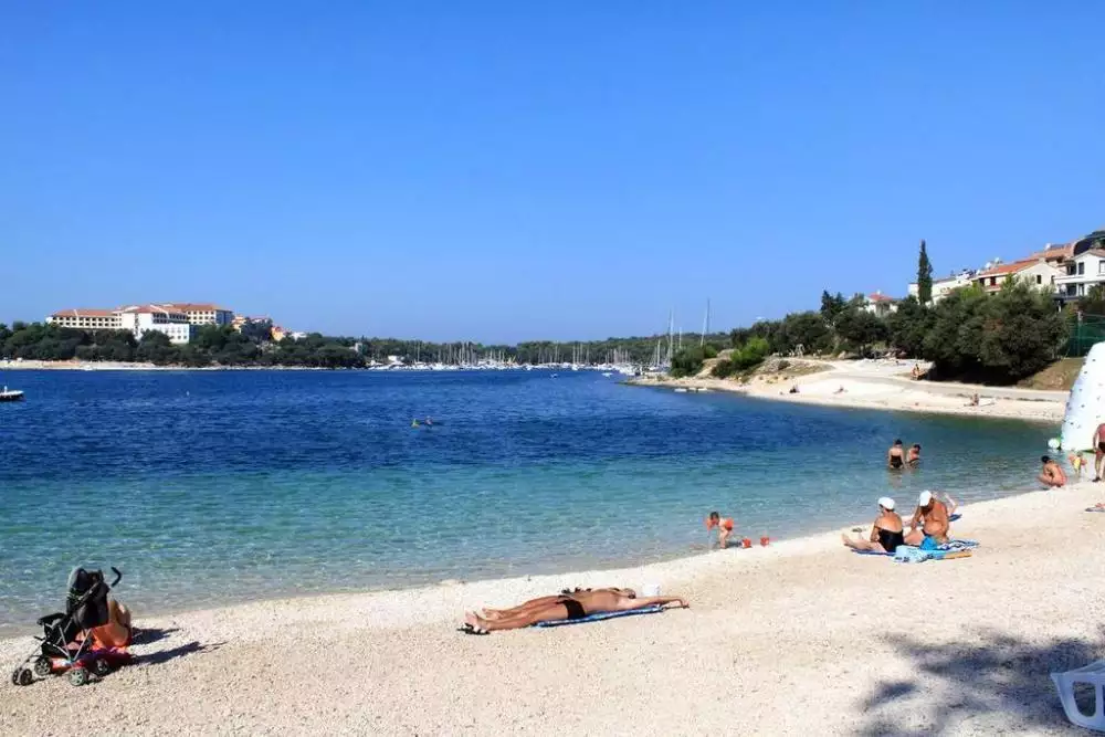 Villa 260m² in Croatia, Pula. Priced at 2100000€ rent photo-10