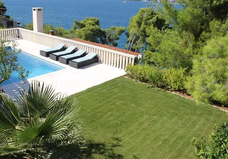 Villa 400m² in Croatia, Ciovo. Priced at 2400000€ rent photo-10